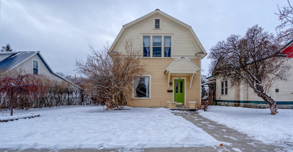 718 2nd Ave E. 49
