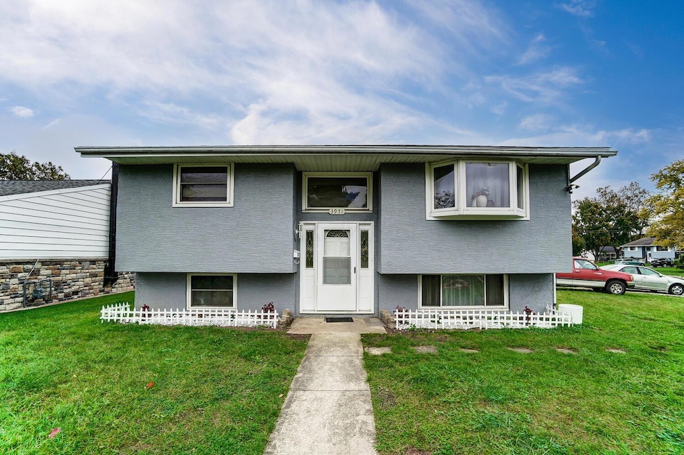 3971 Briggs Rd, Columbus, OH 43228 - photo 1