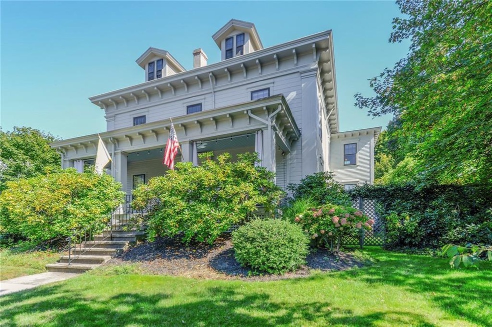 35 Kay St unit D, Newport, RI 02840 - photo 1