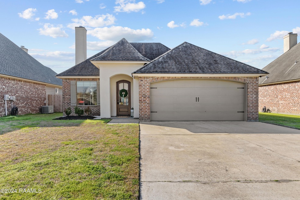 320 Wetgrass Dr-1