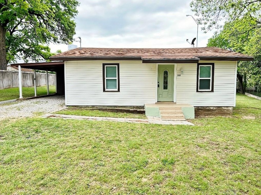 707 N Bus 287, Decatur, TX 76234 - photo 1