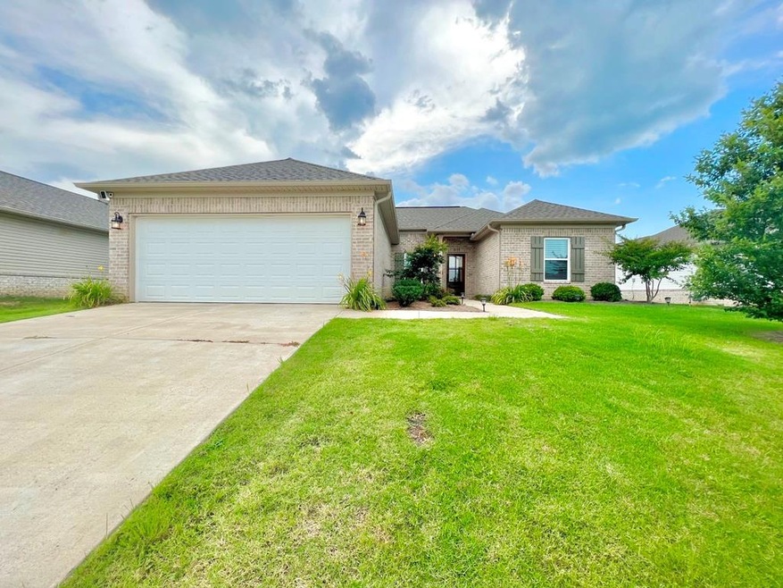 3011 Blackbriar Dr, Oxford, MS 38655 - photo 1