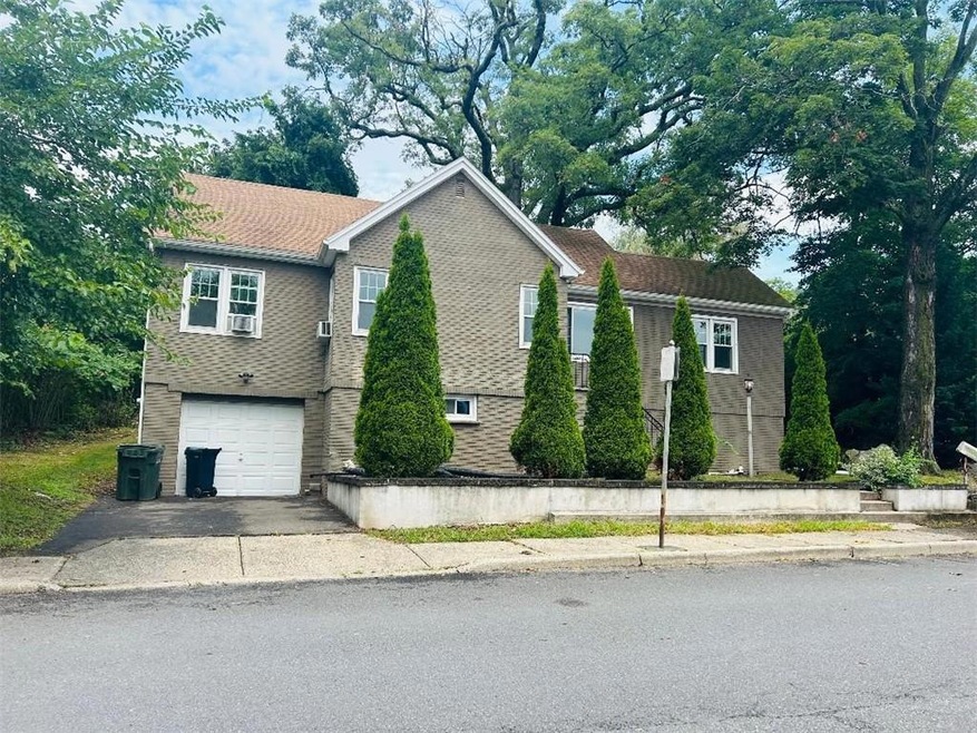 9 Prospect St, Highland Falls, NY 10928 - photo 1