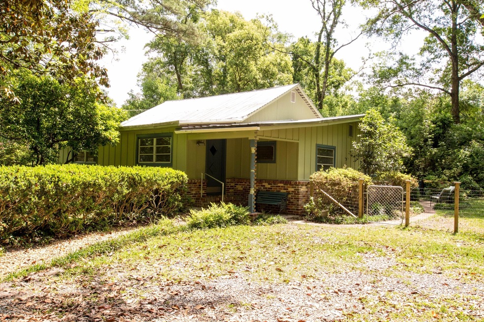 2864 Walton Ln, Jacksonville, FL 32216 - photo 1