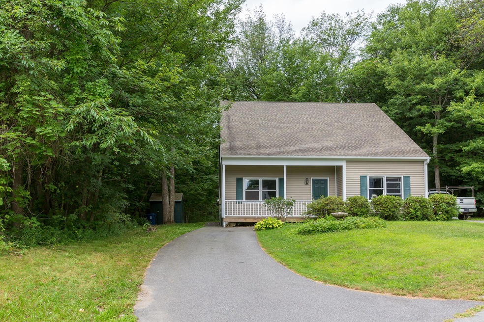 102 Berkshire Rd Portland ME-large-001-0