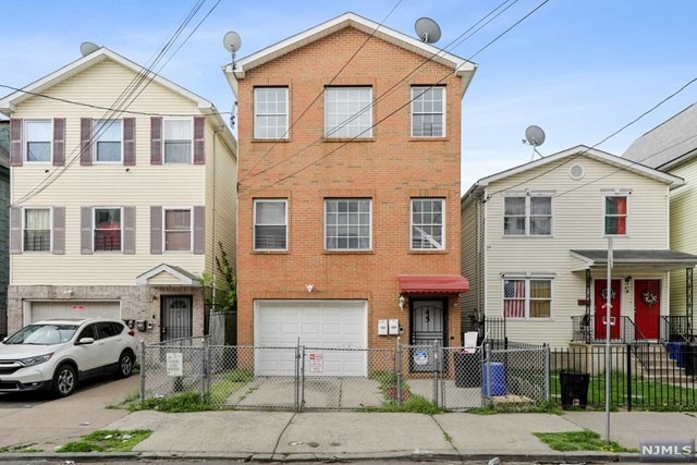 45 Orient Ave unit 2, Jersey City, NJ 07305 - photo 1