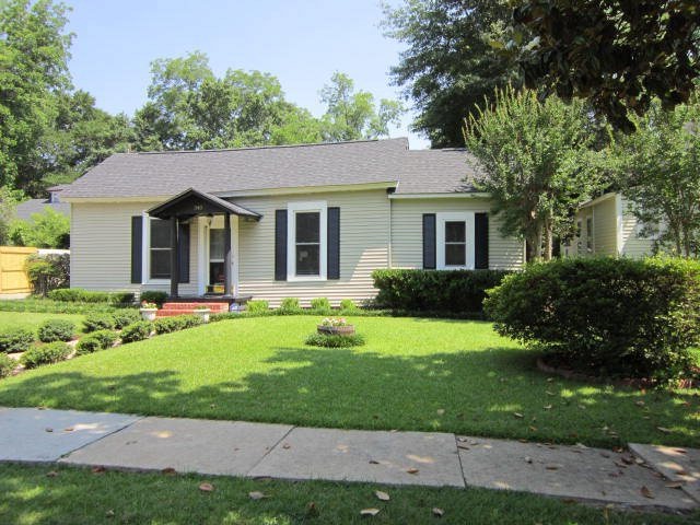 340 Cherry St, Eufaula, AL 36027 - photo 1