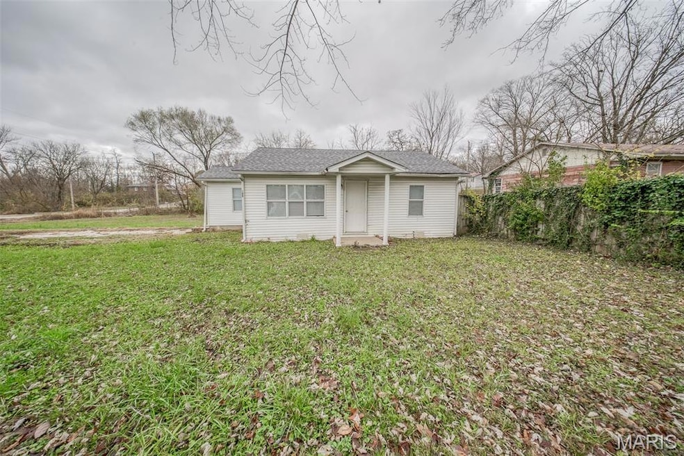 100 E 6th St, Dixon, MO 65459 - photo 1