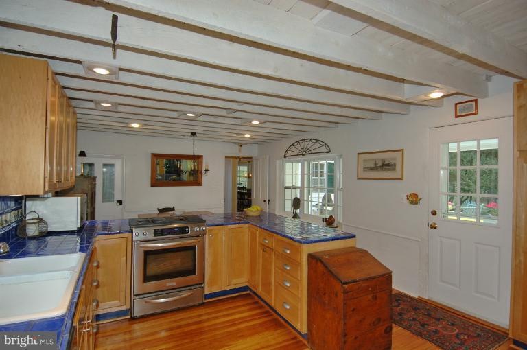 12023 Ropp Ln, Lovettsville, VA 20180 - photo 1