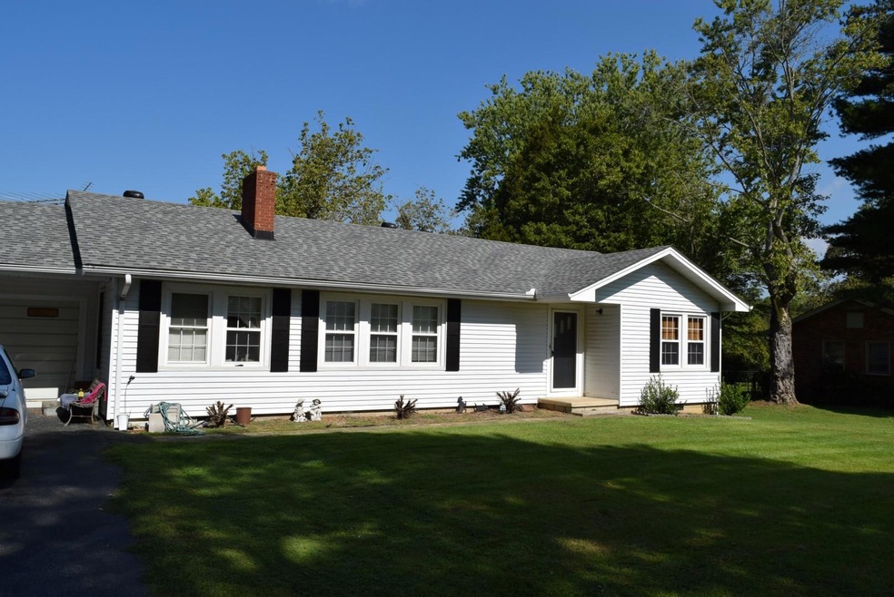 613 Larrymore Dr, Manchester, TN 37355 - photo 1