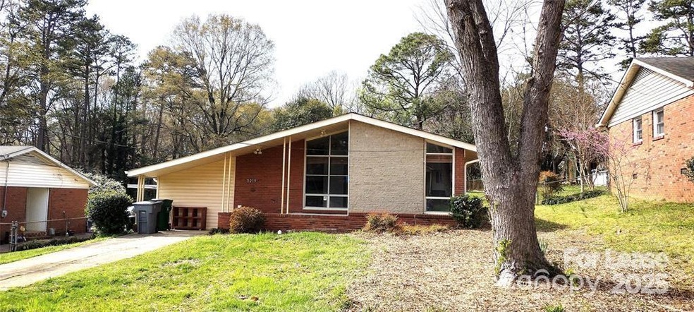 For Rent $1,950/month