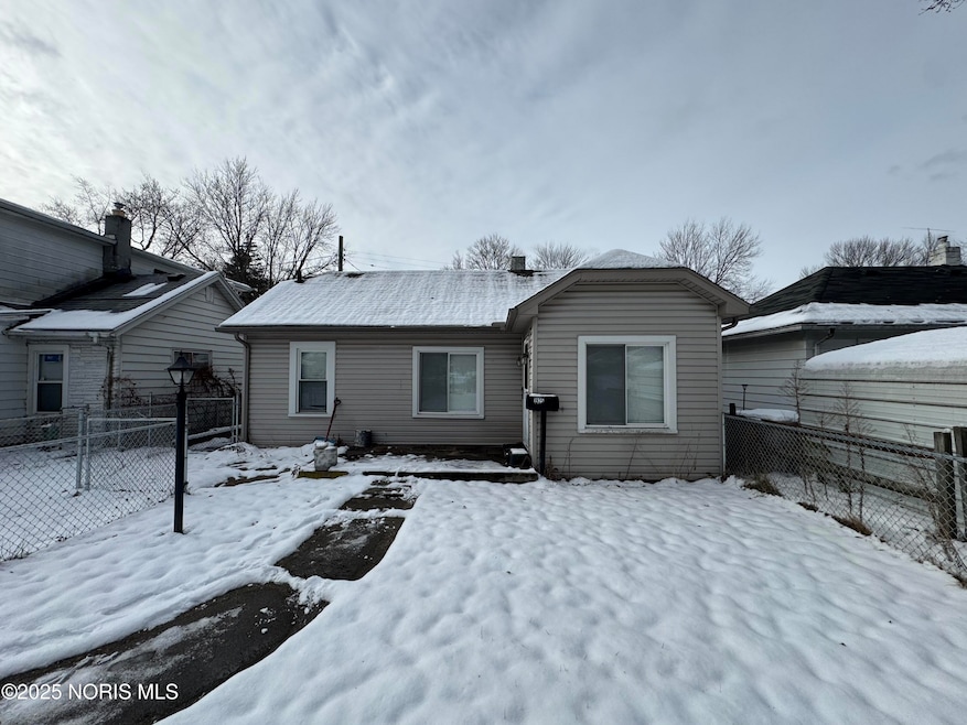 1925 Olimphia Rd, Toledo, OH 43615 - photo 1