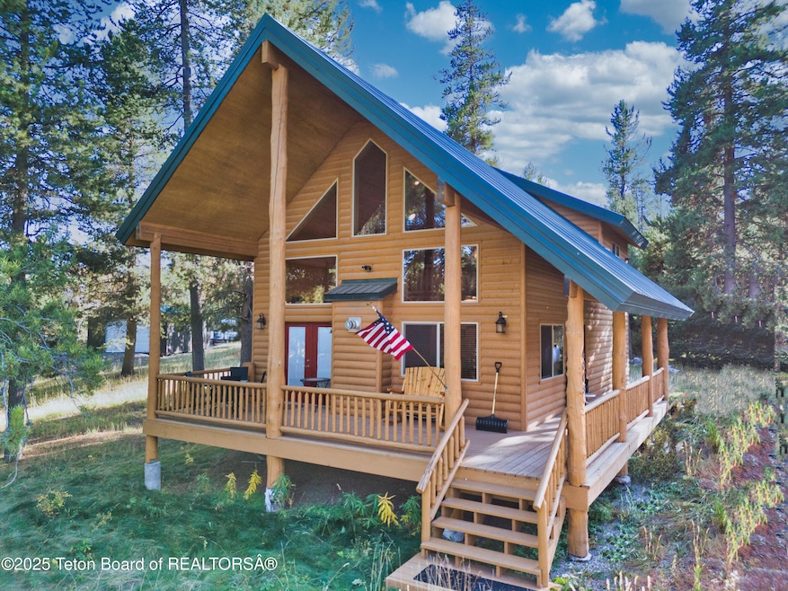 For Sale $837,700 • Co-Listing Agent