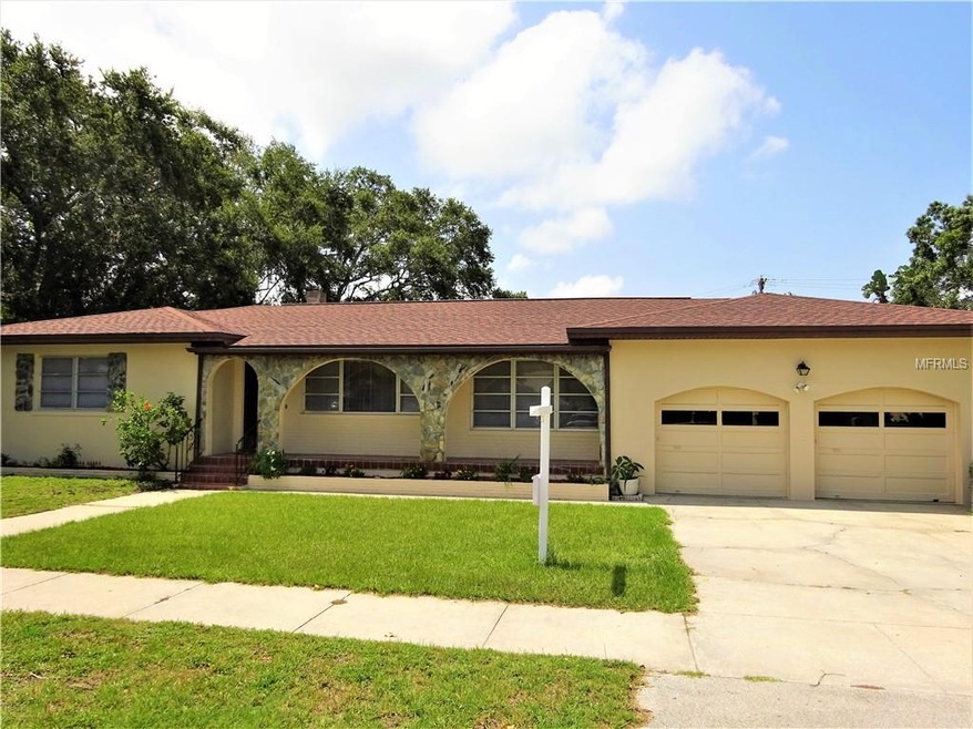 Beautiful ranch style house with plenty of extra p