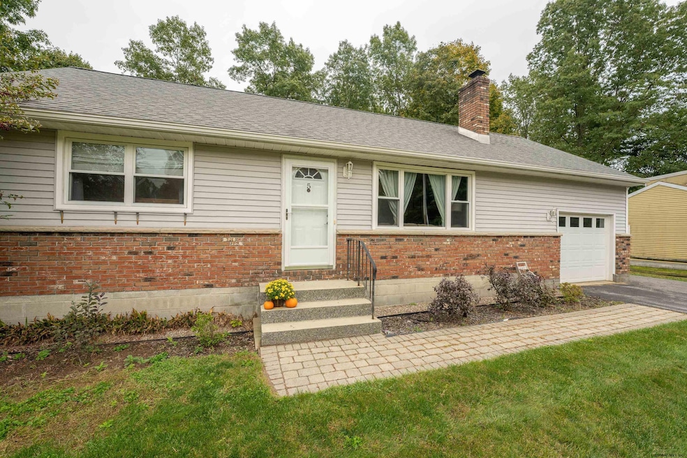 5 Ho Hum Ln, Saratoga Springs, NY 12866 - photo 1