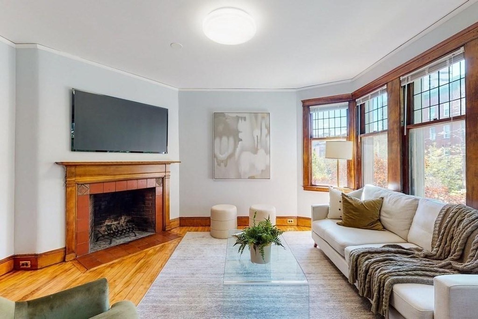 The Castle unit 4, Cambridge, MA 02138 - photo 1