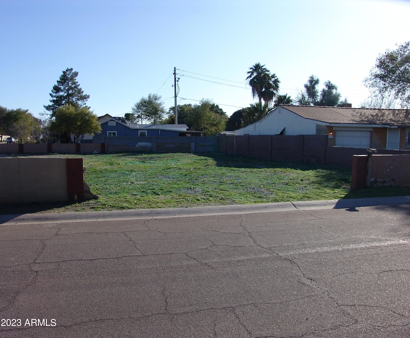STREET VIEW CENTER LOT
