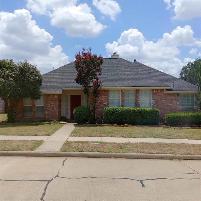 Sold • Co-Listing Agent