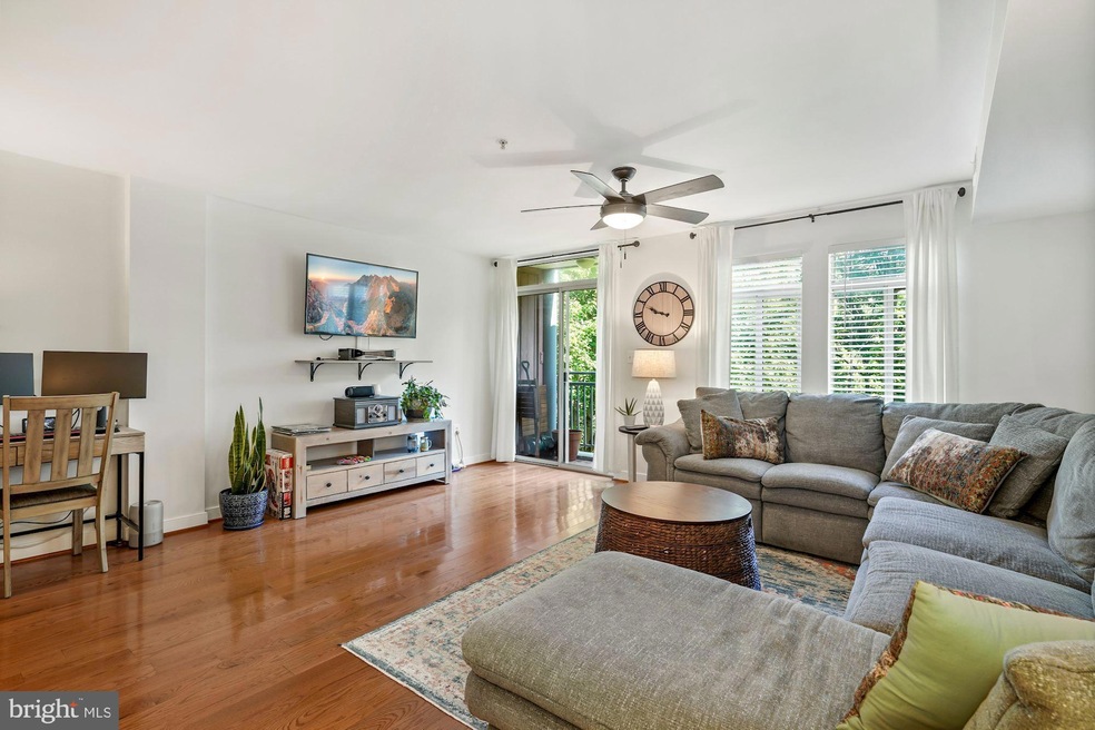 6327 Stevenson Ave unit D, Alexandria, VA 22304 - photo 1