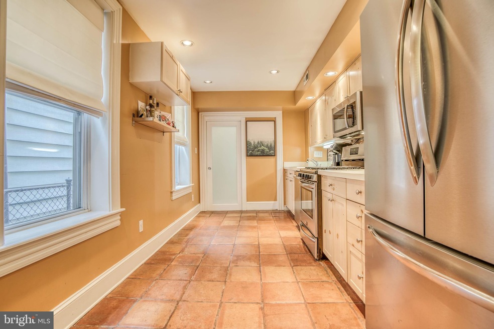 121 E Clement St, Baltimore, MD 21230 - photo 1