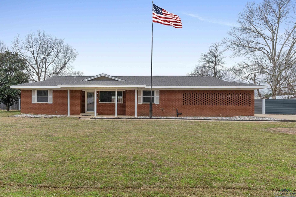 246 Pitner St, Kilgore, TX 75662 - photo 1