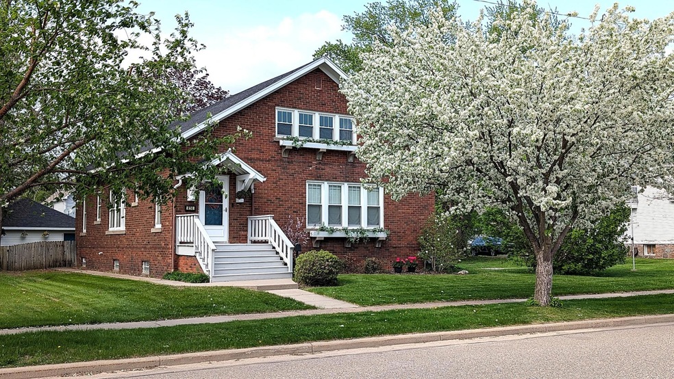Under Contract $279,900