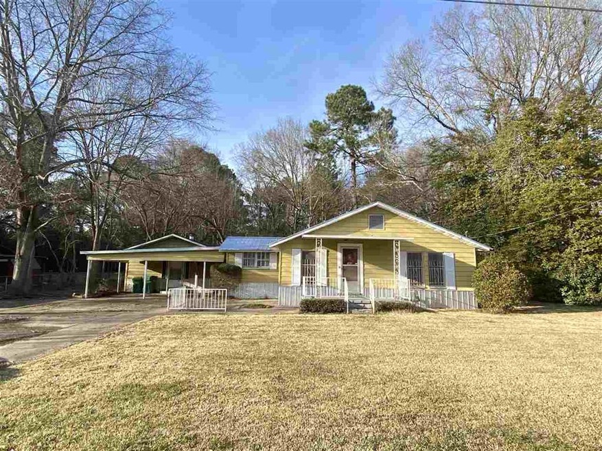 2414 Phillips Ln, Texarkana, TX 75501 - photo 1