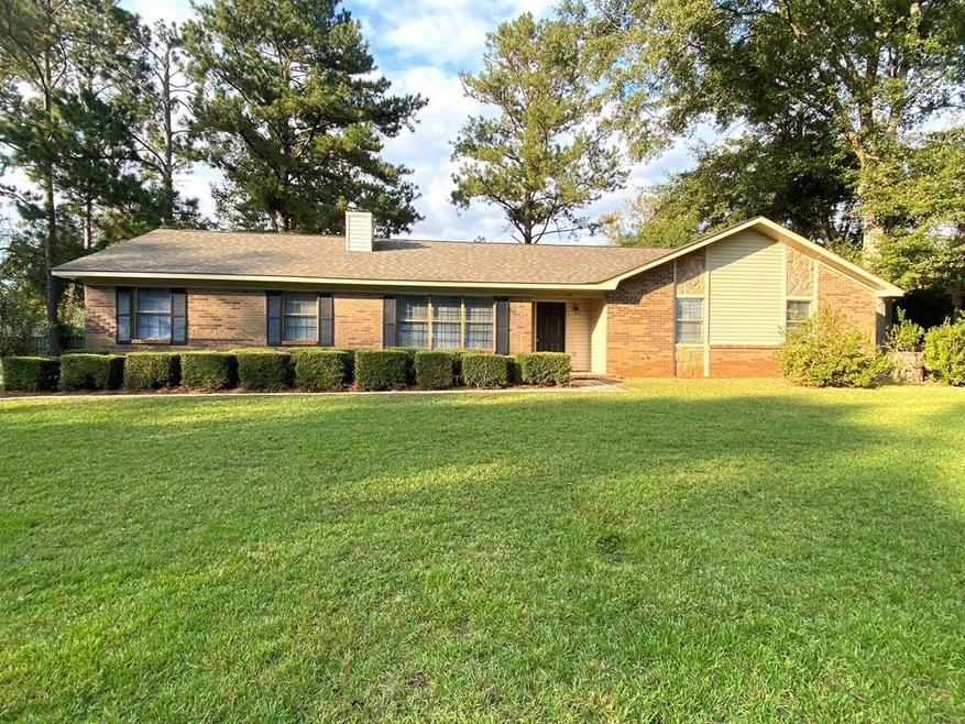 110 Roanoke Way, Dothan, AL 36305 - photo 1