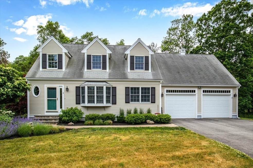 4 Kendall Village unit 4, Cohasset, MA 02025 - photo 1