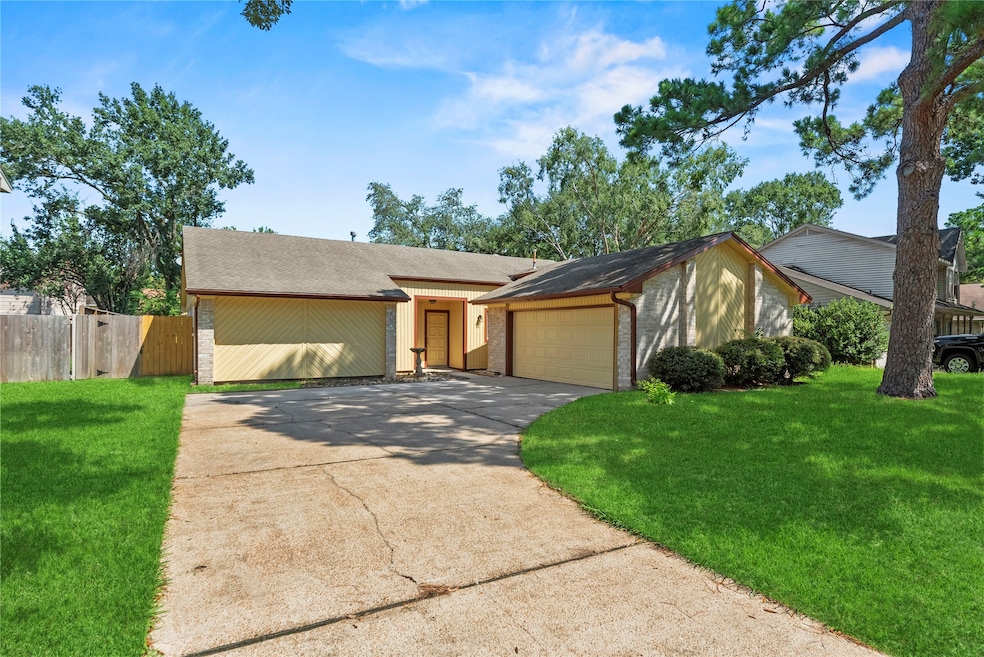 For Sale $275,000 • Co-Listing Agent