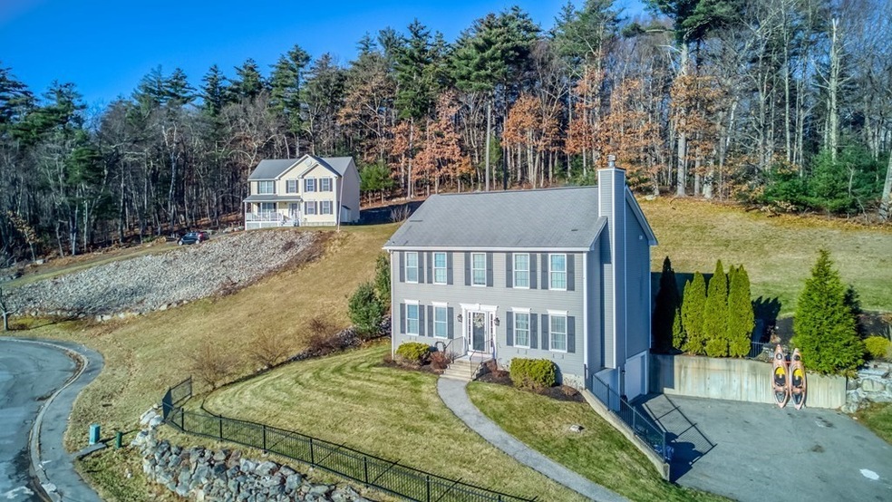 67 Hidden Rd, Dracut, MA 01826 - photo 1