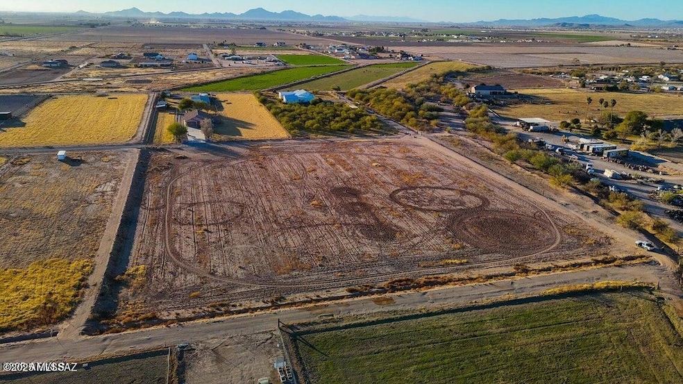 4284 E Becker Ln, Coolidge, AZ 85128 - photo 1