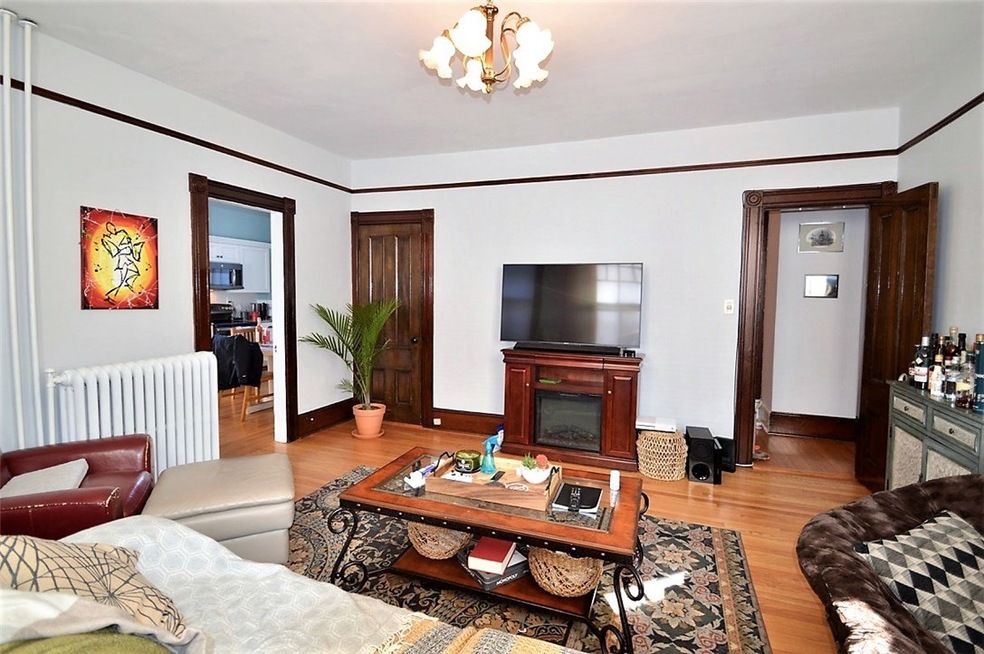 39- 41 Cranston Ave unit 3, Newport, RI 02840 - photo 1