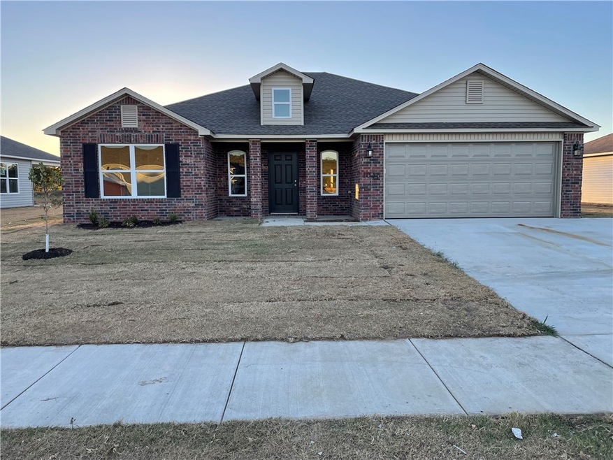 1035 Jennifer Ann Ln, Elkins, AR 72727 - photo 1