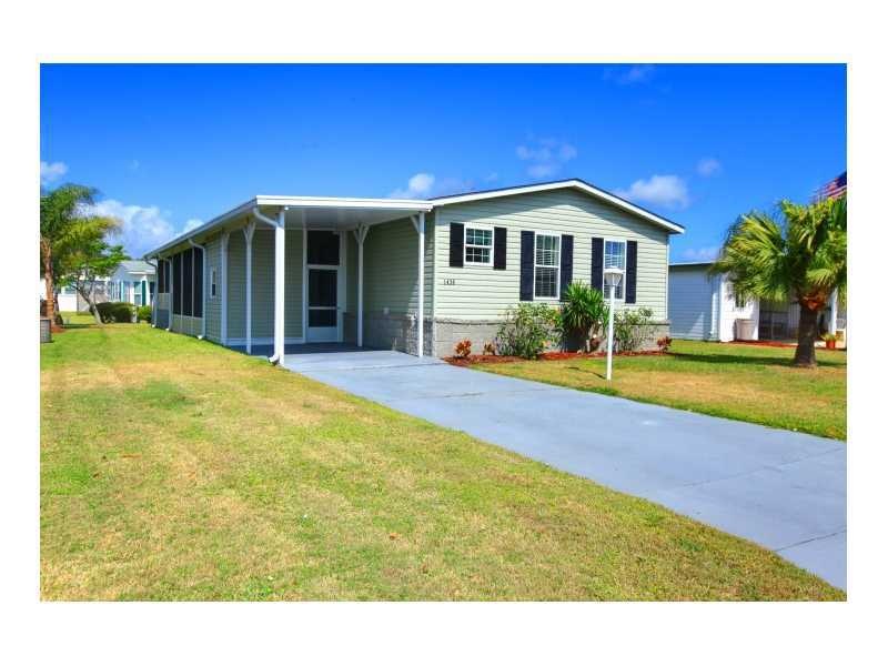 1430 Barefoot Cir, Sebastian, FL 32976 - photo 1