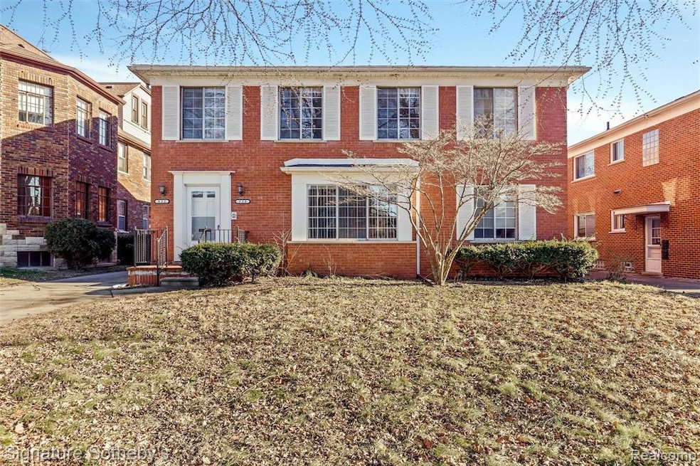 930 Trombley Rd # 32, Grosse Pointe Park, MI 48230 - photo 1