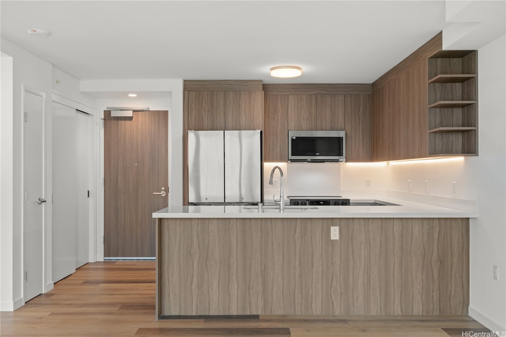 1515 Liona St unit 2616, Honolulu, HI 96814 - photo 1