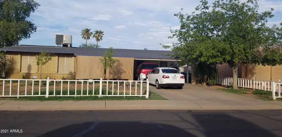 3243 N 77th Dr, Phoenix, AZ 85033 - photo 1