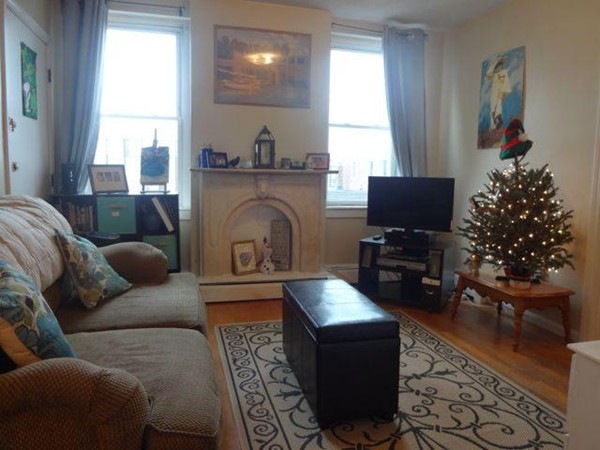 722 E 6th St unit 3L, Boston, MA 02127 - photo 1