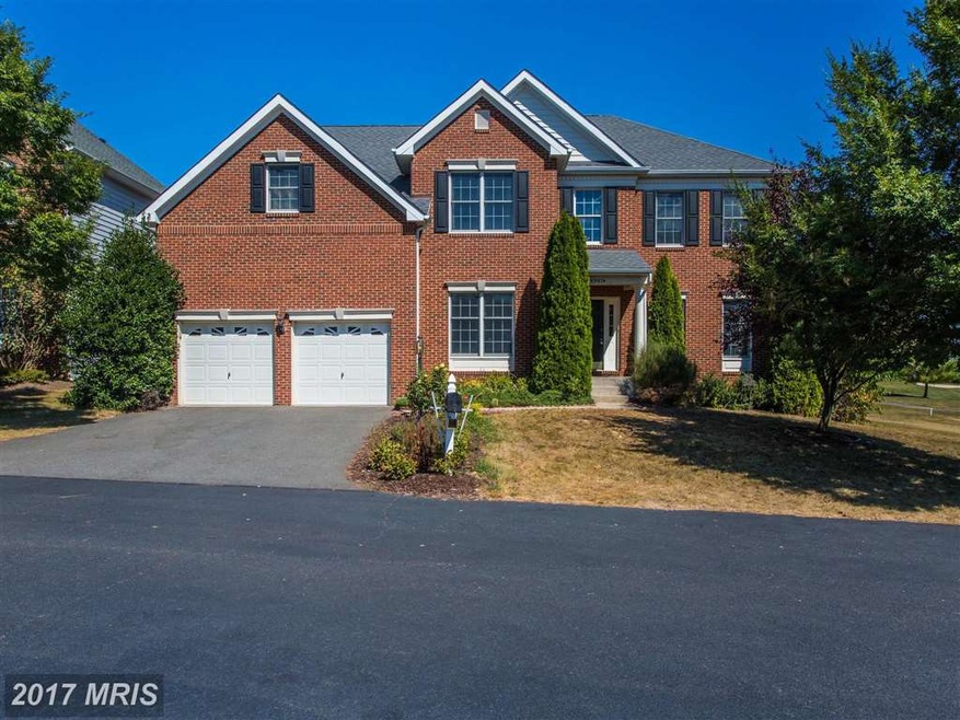 43074 Olive Tree Ln, Chantilly, VA 20152 - photo 1
