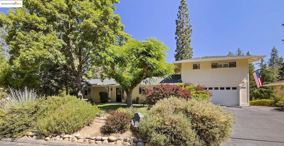 For Sale $419,000 • Co-Listing Agent