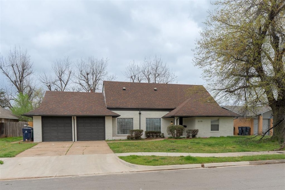 2521 NW 116th St, Oklahoma City, OK 73120 - photo 1