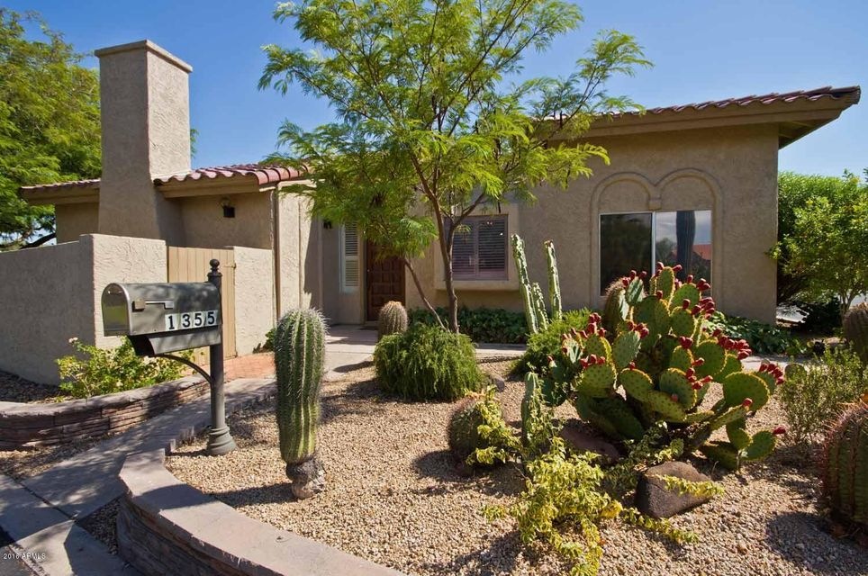 1355 E Gardenia Dr
