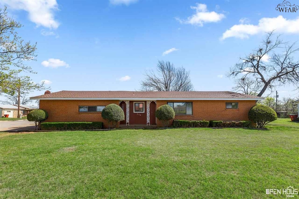 410 N Main St, Holliday, TX 76366 MLS 172667