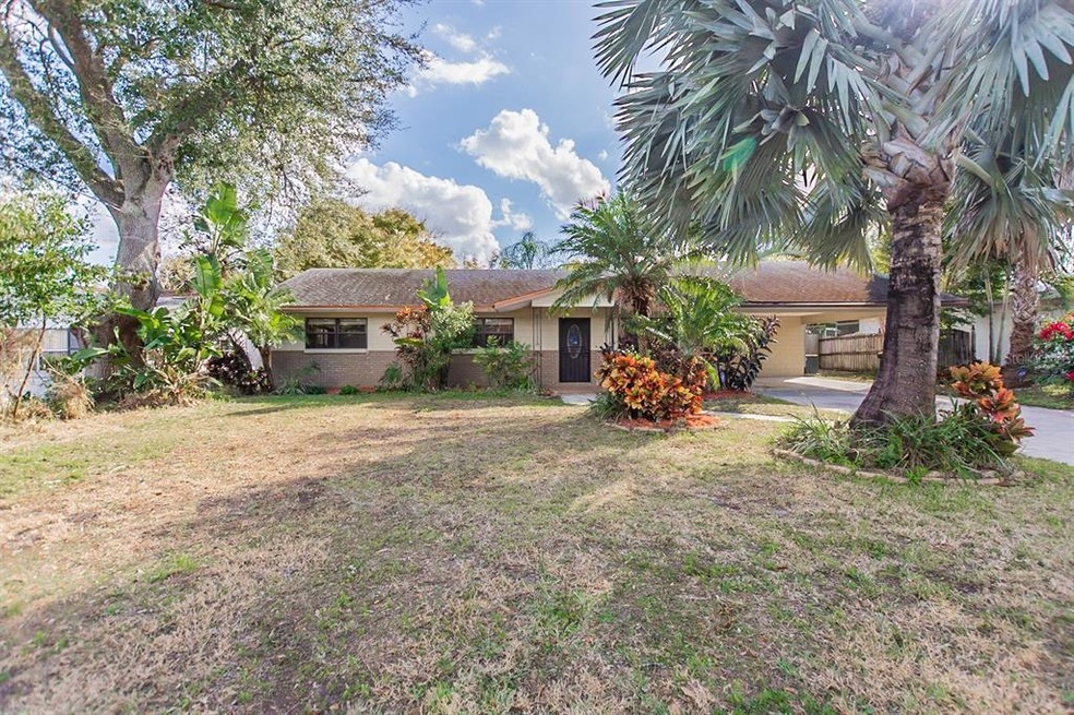 1516 Avenue H NE, Winter Haven, FL 33881 - photo 1