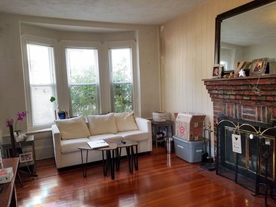 18 Whitney St unit 1, Saugus, MA 01906 - photo 1