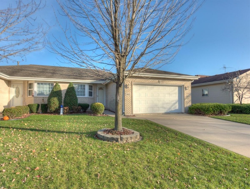 867 Blue Jay Way, Dyer, IN 46311 - photo 1