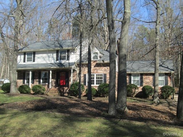 Updated Vinyl Siding , Windows and rooof