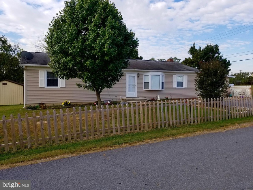 10 Zeiler Dr, Martinsburg, WV 25404 - photo 1