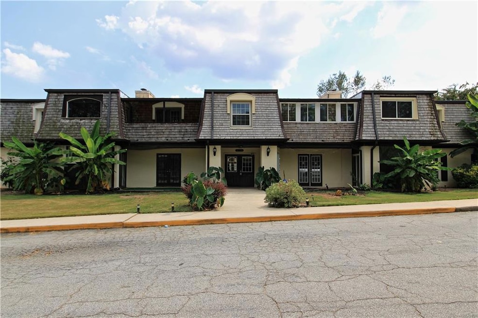 For Rent $1,700/month